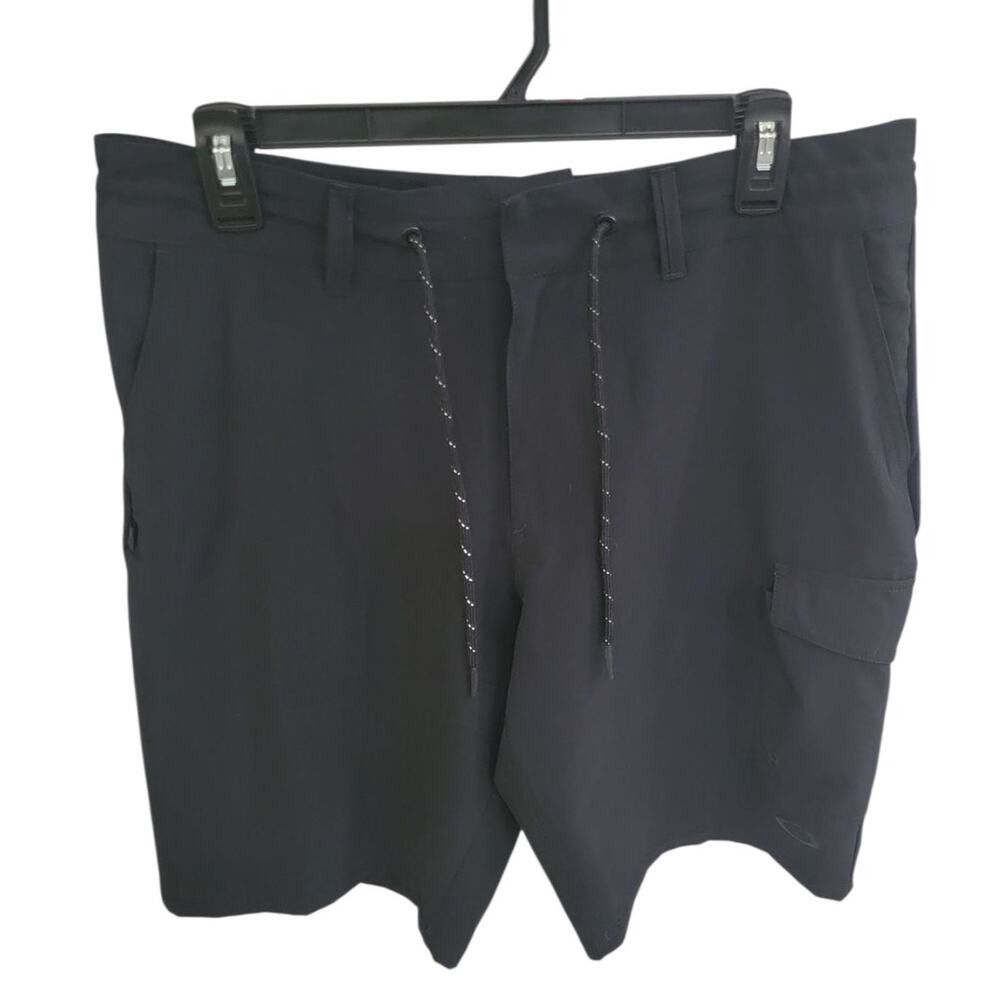 Oakley Cruiser‎ Cargo Shorts Men's 32 Black Pockets Casual Performance Golf